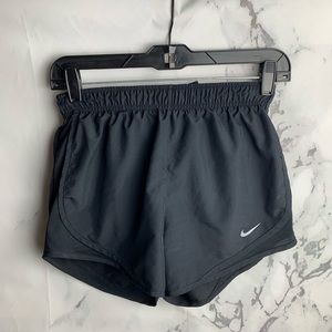 Nike women’s 3” Dry Tempo core running shorts